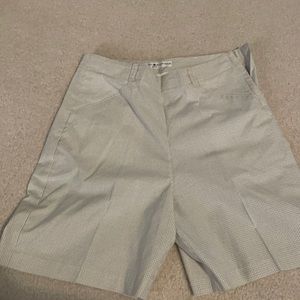 Tommy Hilfiger golf shorts